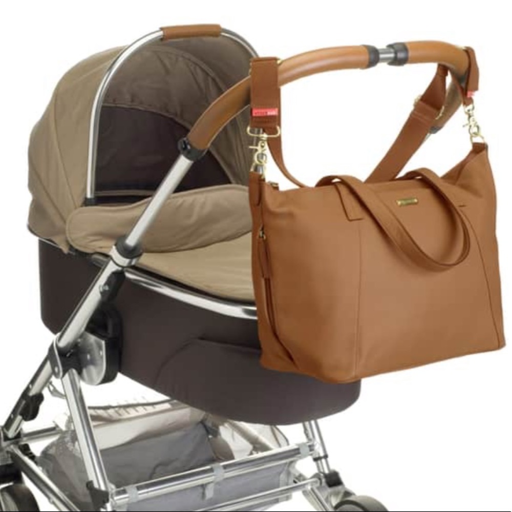 FLASH SALE new NOA Leather Diaper Bag
STORKSAK